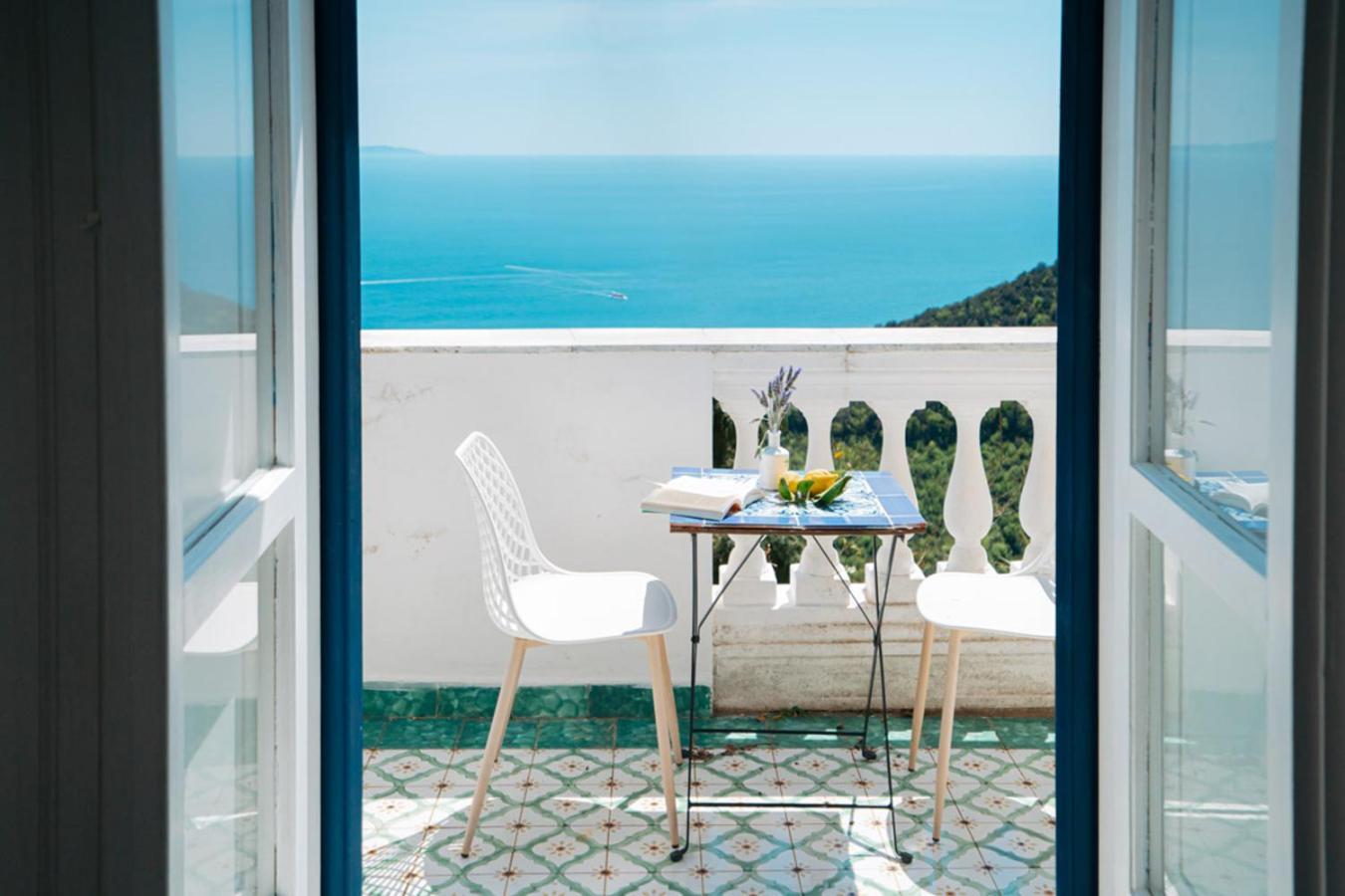 Casa Flora Bed & Breakfast Vietri sul Mare Exterior photo