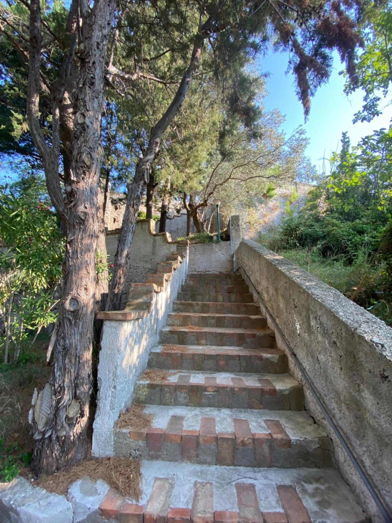Casa Flora Bed & Breakfast Vietri sul Mare Exterior photo